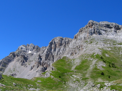Pyrenees - Bearn - MONTEE PAS D'AZUNS (1873 m)