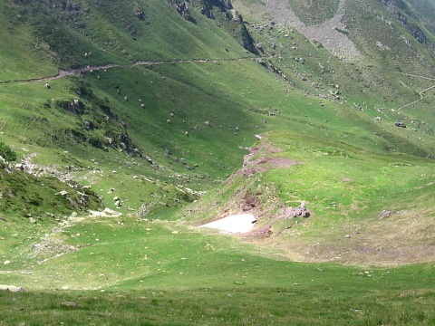 Pyrenees - Bearn - HOURQUETTE DE LARRY (2175 m)	  