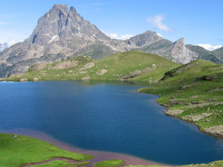 Pic d'Ossau et Lac d'Ayous