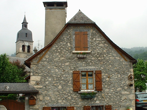 Eglise et maison d'Arrens Marsous