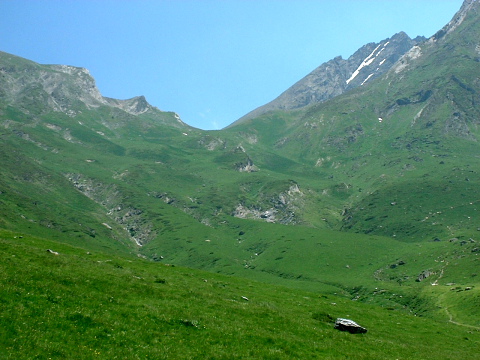 Pyrenees - Hautes Pyrenees - COL D'ILHEOU (2242 m)