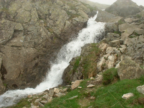 Pyrenees - Hautes Pyrenees - CASCADE ESPLOUMOUSE (2033 m)