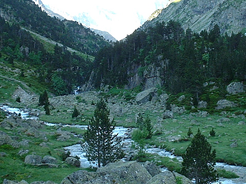 Pyrenees - Hautes Pyrenees - GAVE DES OULETTES (1850 m)