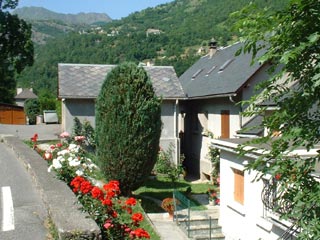 Maison Fleurie &agrave; G&egrave;dre