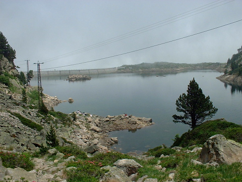 Pyrenees - Hautes Pyrenees - RESERVOIR DES LAQUETS (2040 m)