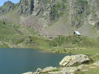 Refuge des Lacs d'Ayous