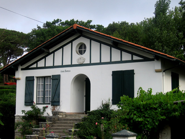 Pyrenees - Pays Basque - VILLA D'HENDAYE (11 m)