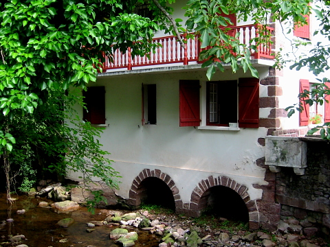Pyrenees - Pays Basque - BELLE MAISON KASKOIN (156 m)