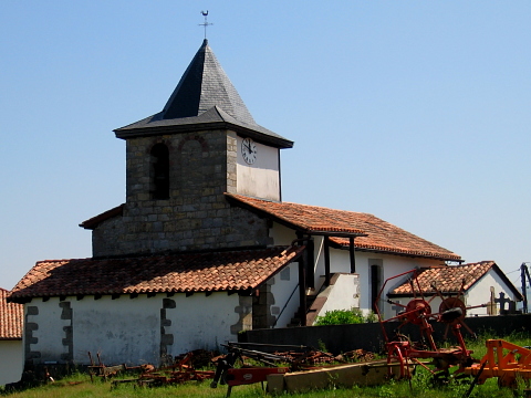 Pyrenees - Pays Basque - EGLISE DE CARO (250 m)