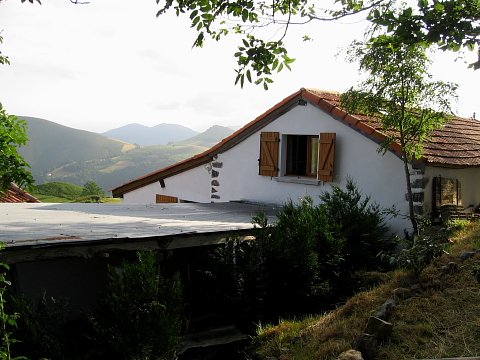 Pyrenees - Pays Basque - GITE DE PHAGALCETTE (616 m)