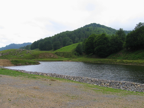 Pyrenees - Pays Basque - LAC IRATY-CIZE (1015 m)